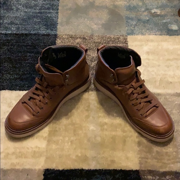 Coach Light Brown Leather High Tops (size 9) - Picture 2 of 3